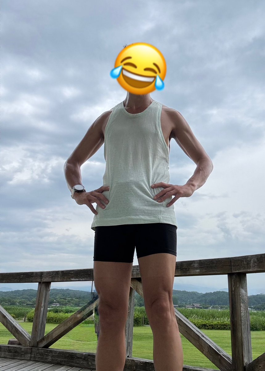 runpanties's tweet photo. 今日は午後からランニング🏃
大会1週間前なので軽めの10キロ💦

ランニング後はジムトレ🏋️
今日も追い込めたずぇ！
#筋トレ #スパッツ https://t.co/jom22wUVdI