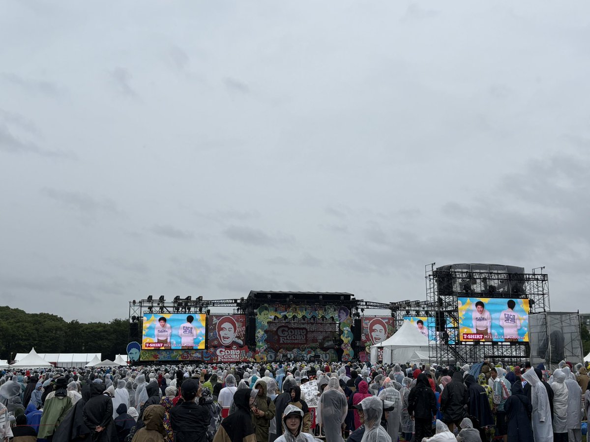 hetp3693's tweet photo. 小休止

雨一切やまず☔️やけど
おもろいフェス🎵

ごぶごぶフェスやないと
一生見ないアイドルさんの
Live🎸もなかなか良き😄

@GGF_MBS 
#ごぶごぶフェス
#2026 https://t.co/JZoyPKlPXS