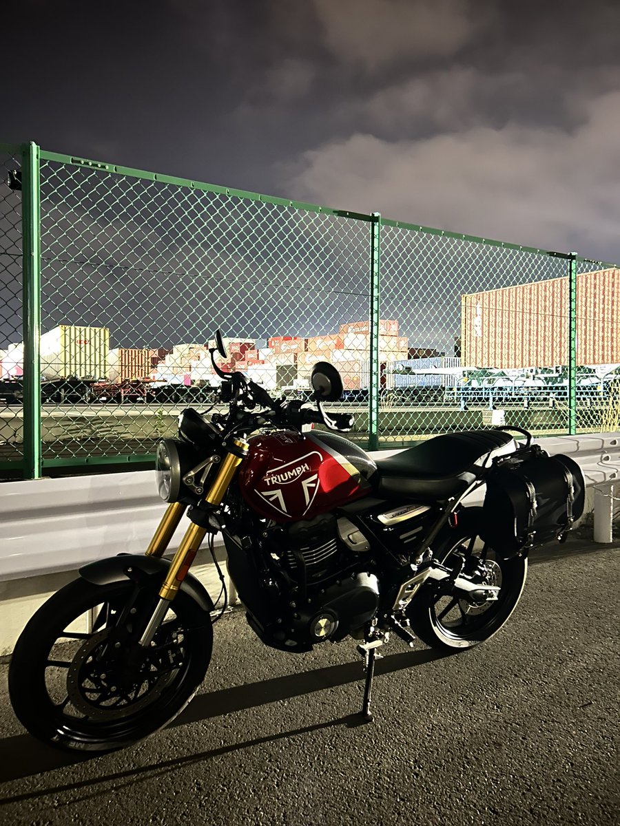mac_speed_400's tweet photo. 昨日
午後から動き出しと遅いスタートだったけど、洗車、部屋の掃除、ジム、ナイツーまで行けて完全に勝ちの日だった✨
ナイツーはゲートブリッジ→豊洲ぐるり公園がほんまに優勝過ぎる
涼しくて気持ちよかったし夏はこれだね〜 https://t.co/Rw9i1VsFHO