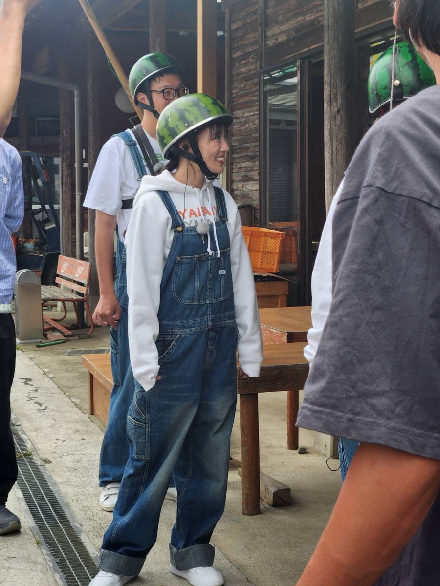 shellys0528's tweet photo. れにちゃん笑顔可愛かった🥹✨
カメラ目線はなまる！！お父さんナイスショット笑
安全運転で行ってらっしゃい🛵💞
#出川哲郎の充電させてもらえませんか https://t.co/jsEsDpM7uq