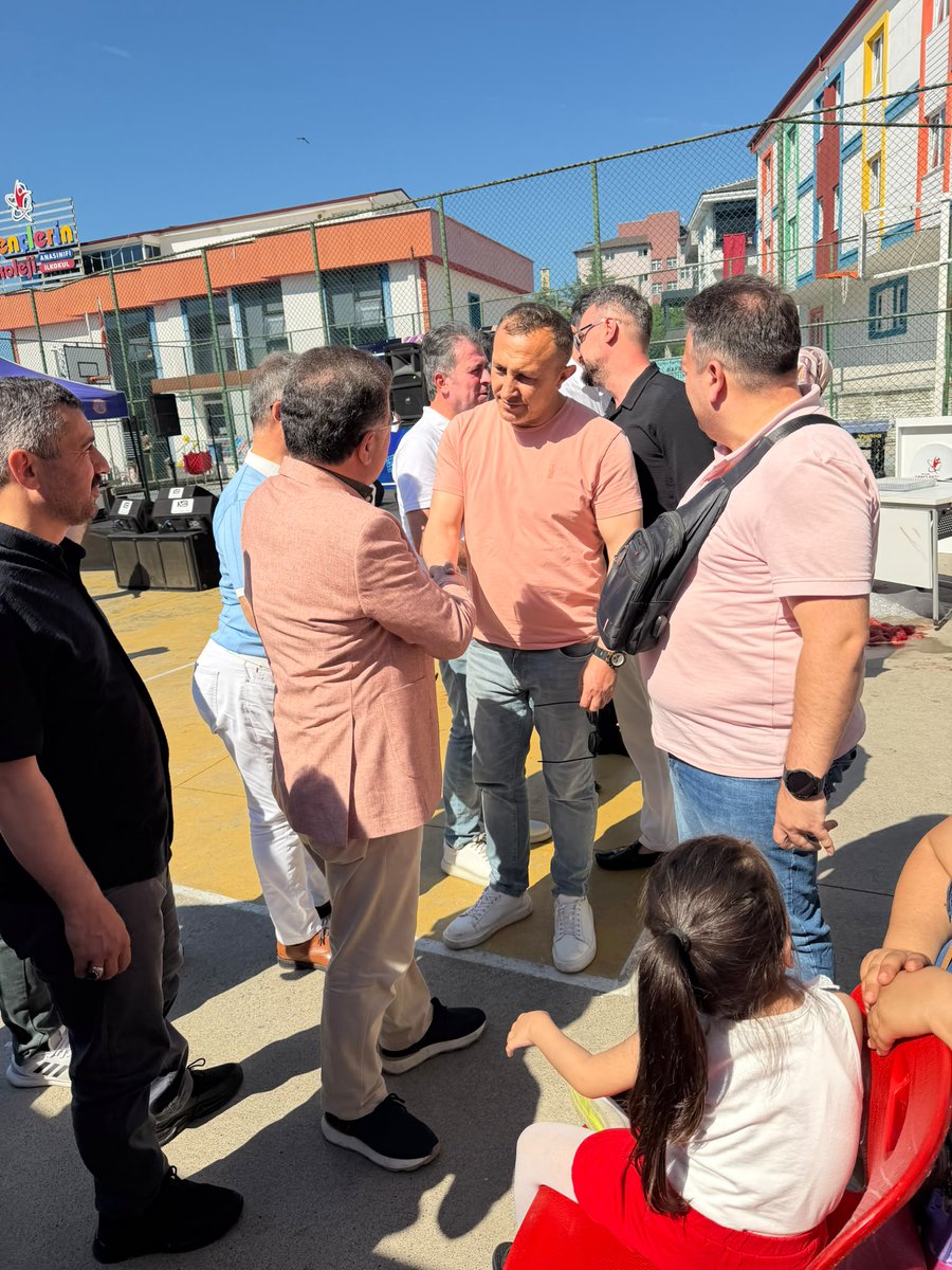 55AkPartiBafra's tweet photo. İlçe Başkanımız İbrahim Semiz ve İlçe Yönetim Kurulu Üyelerimiz, Gençlerin Koleji Okulları 9.Yıl Şenliklerine katılım sağladı. https://t.co/BkkkZBHGmE