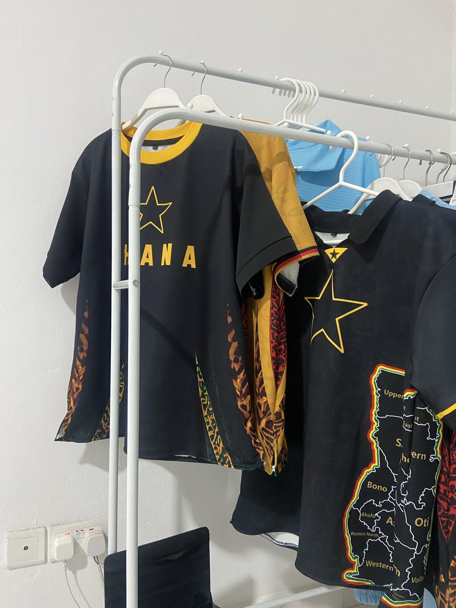 Son_Of_Don_Deb's tweet photo. I created something crazy this week
Made this with my hands🥹🙏🏾
DM me or my business acc @PaasportsLtd99 to place an order😉 https://t.co/uh5Zw5MpA9