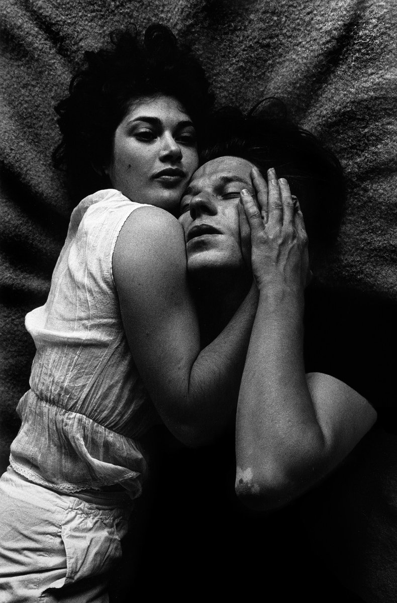 Mas97646Masia's tweet photo. © Yves Trémorin
Les amants magnifiques, 1989 https://t.co/jYprAP216x