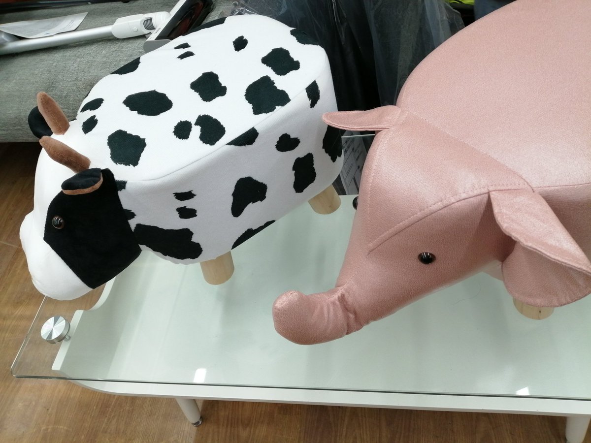 OFFHOUSESHIBATA's tweet photo. カワユイツール入荷🐮🐷
#面白雑貨
#インテリア
#オフハウス新発田店 https://t.co/GDBd2F3Nih