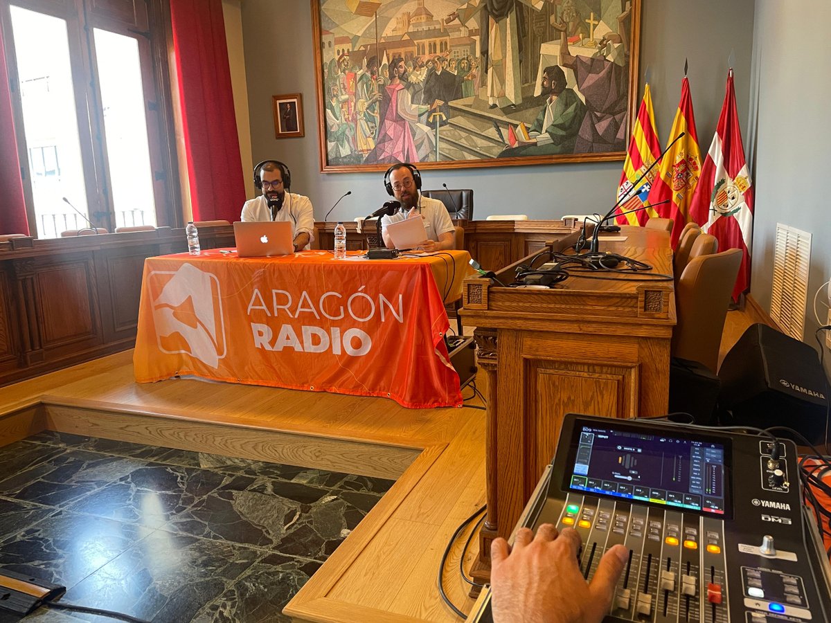 aragonradio's tweet photo. Este domingo estamos grabando un capítulo muy especial de @HistoriadAragon en #Caspe  

➡️ Celebramos el 90 aniversario del Anteproyecto de Estatuto de Caspe, presentado en 1936 y frustrado por el estallido de la Guerra Civil tras el golpe de Estado que se produjo apenas unas semanas después.

🔊 Puedes escucharlo a las 15:00 o siempre que quieras en #AragonradioPodcast 👇
https://t.co/rFpU2aUDJl