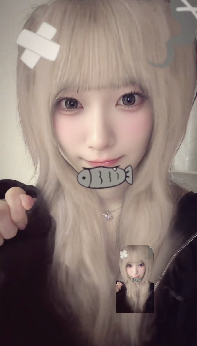 saitou_kiara's tweet photo. にゃ？！？🐟流行ってる金髪エフェクト♡
 ♡https://t.co/kelMFlZCd5♡ https://t.co/Iy55c8OmhO