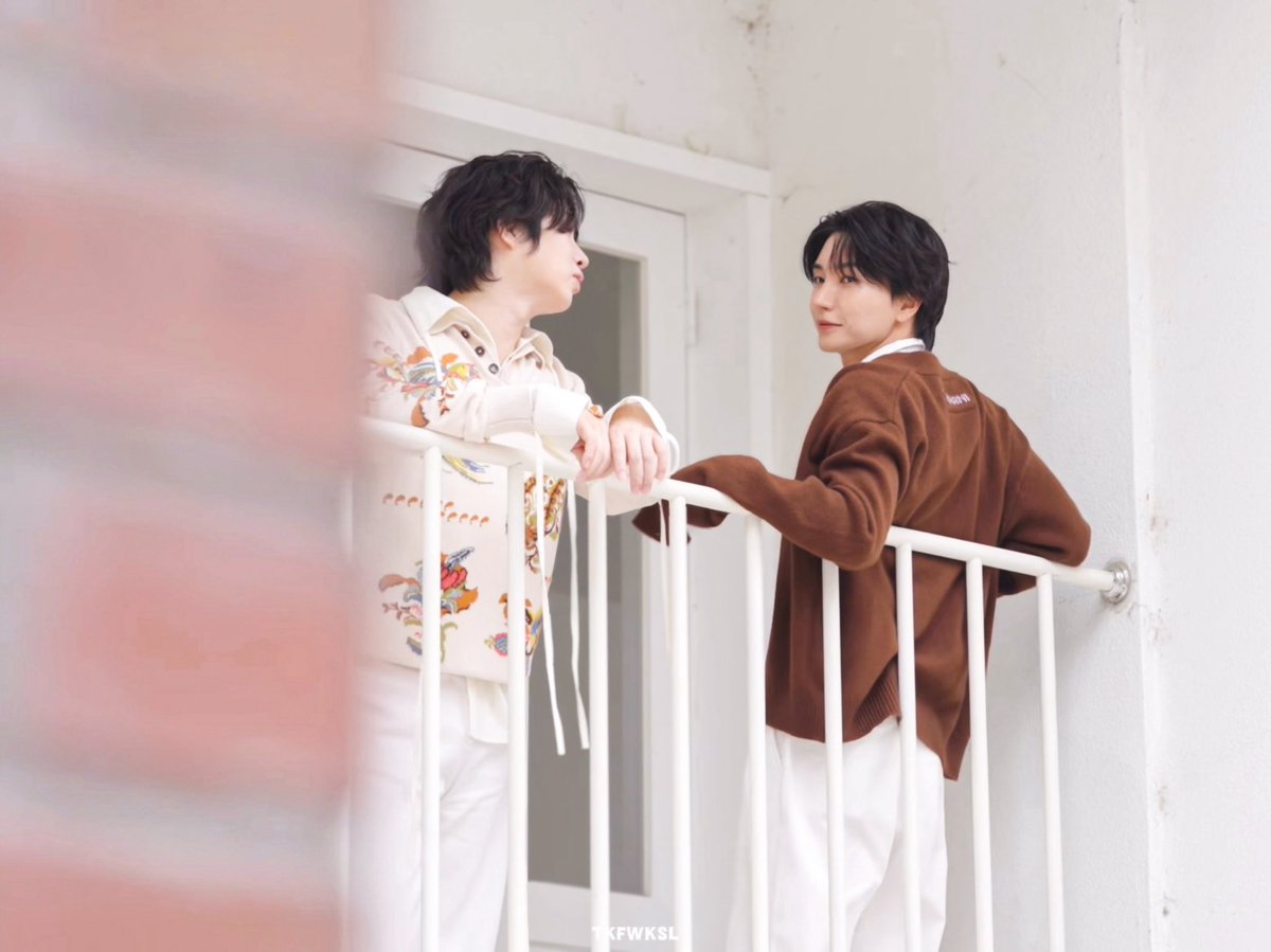 tkfwksl's tweet photo. 🤍🤎

#슈퍼주니어_83z #SUPERJUNIOR_83z
#이특 #leeteuk #희철 #heechul #83z https://t.co/EmsfPsZ2h3