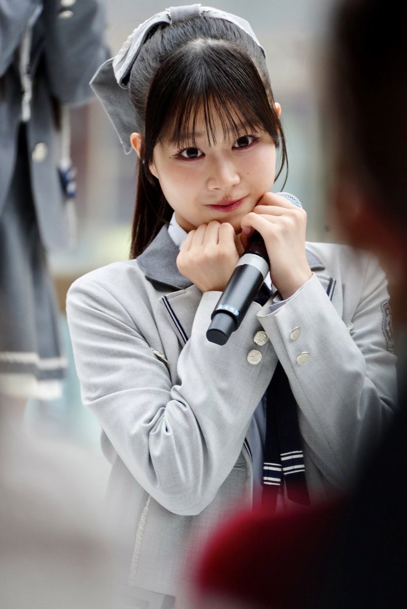 bird_612's tweet photo. 隙間からじゅいちゃん💙
かわいいね🍓

#REGE #リージェ #禾本珠彩 #イチゴソーダ https://t.co/vIseXMhVeG