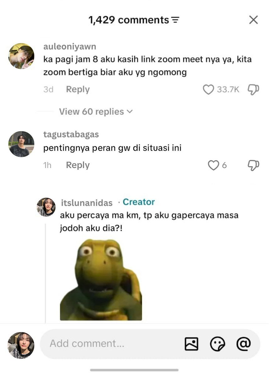 alex tweet media