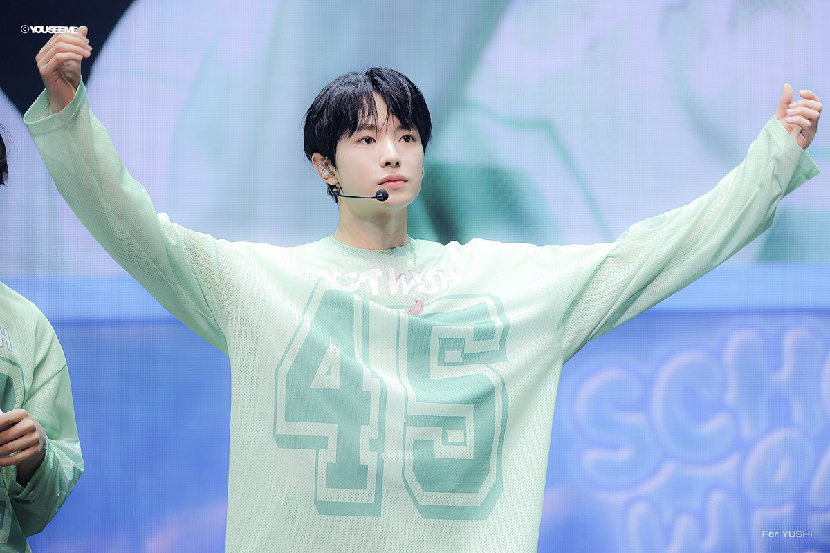 seemeemell's tweet photo. 윳멍이 안아주자 https://t.co/3TOv9XPA1u