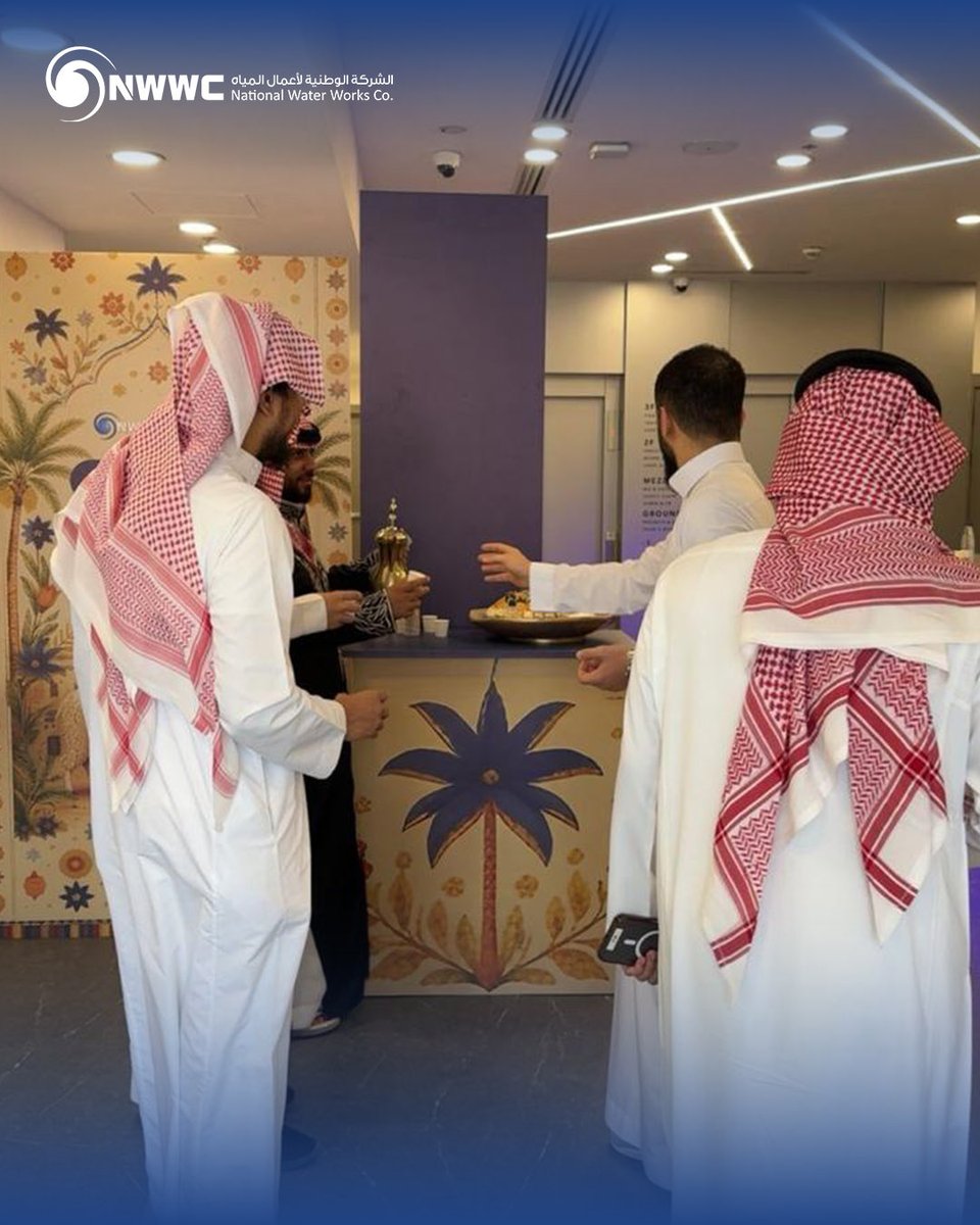 nwwcksa's tweet photo. احتفلت الشركة الوطنية لأعمال المياه بعيد الأضحى المبارك وسط أجواء من الألفة والتقدير، من خلال فعالية داخلية بسيطة جمعت منسوبي الشركة وعكست روح الفريق الواحد التي نعتز بها.
نسأل الله أن يعيد هذه المناسبة المباركة على الجميع بالخير واليمن والبركات.
#عيد_الأضحى_المبارك
#NWWC https://t.co/I0GBnmYy0f