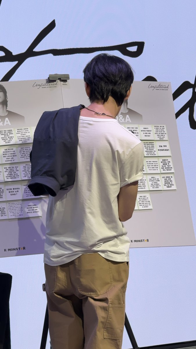 loveforpill's tweet photo. 아니너무남자같애 .. https://t.co/wF4ExMj2DD