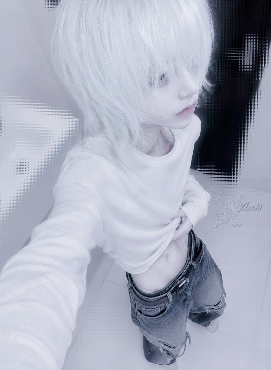 unihai_0's tweet photo. 本当に痩せすぎています

#男装  #中性  #自撮り界隈 #V系 #おすすめ #日系 https://t.co/bMBC5Y2Wz6