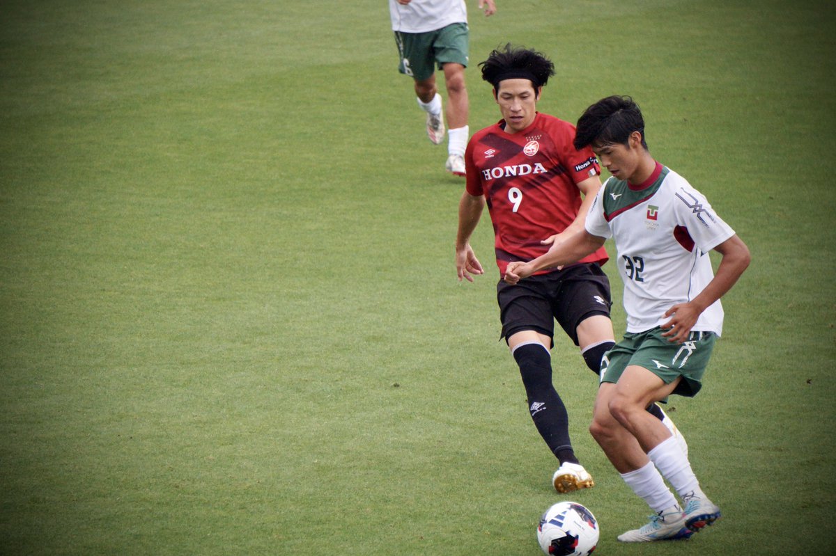 kbrn07's tweet photo. 常葉大学サッカー部とのトレーニングマッチを見てきました😃

◎9番 #児玉怜音 さん
◎15番 #東廉 さん
◎18番 #庄司夢ノ介 さん

東廉くんは、お兄さん( #東駿 さん)がブリオベッカ浦安・市川の選手で。
JFLで兄弟対決が見られます😆

 #HondaFC
 #常葉大学サッカー部 https://t.co/8otWOnX1Gz