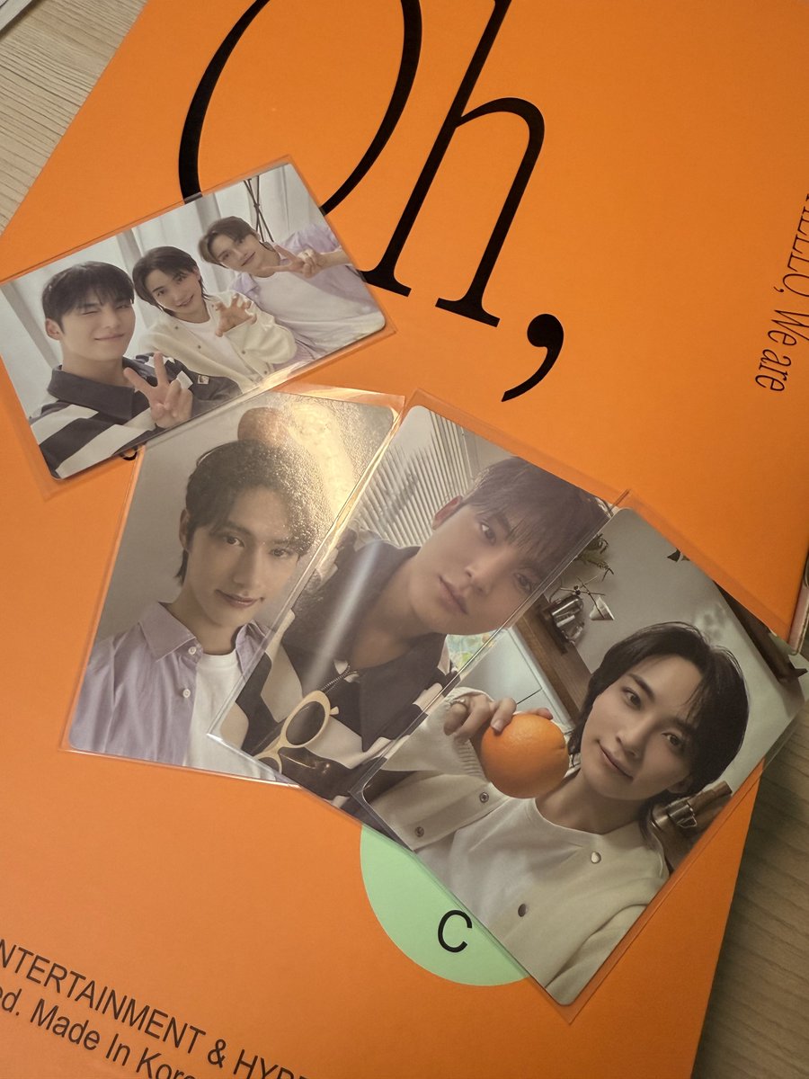 love_hani_'s tweet photo. 세븐틴 포토북 양도합니다
디엠주세요

세븐틴 SVT 윤정한 포토북 양도 급처 https://t.co/kiWplceL6v