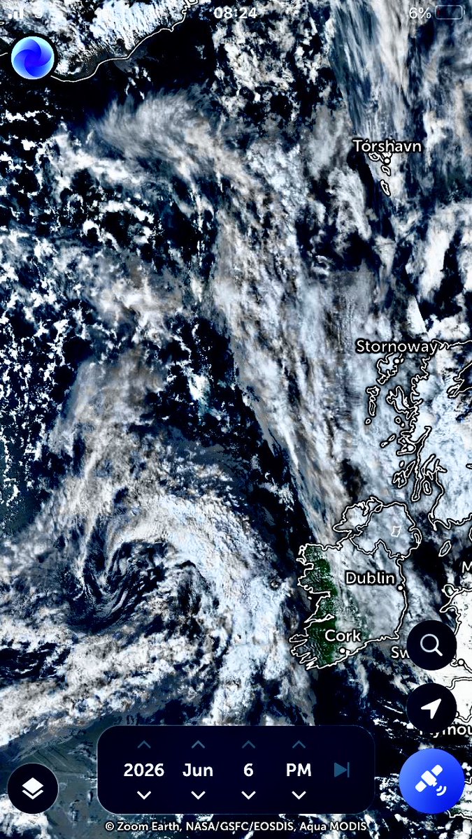IonisedSkyWatch's tweet photo. Good morning peeps 👋🏻
They say it’s weather but I really don’t think it is! Do you? 🙄😵🤮🤖🤖🤖 https://t.co/Q5N7ICe3m0
