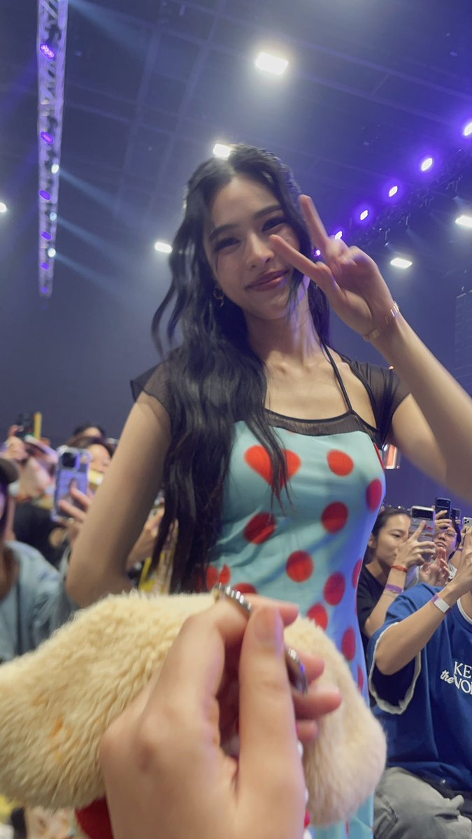 มุวานน พชรฐากูร tweet media