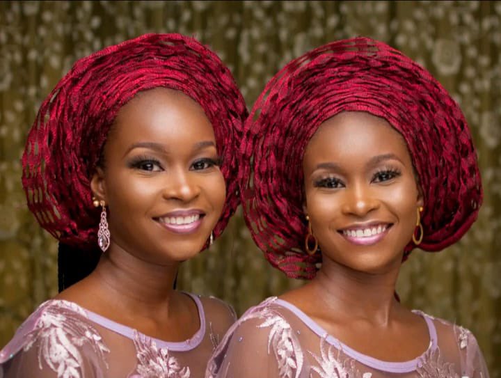 ayo_obayomi's tweet photo. Happy birthday to  I and my twin sister @Tweetife . We are grateful for the gift of life https://t.co/6Sg3OheXxe