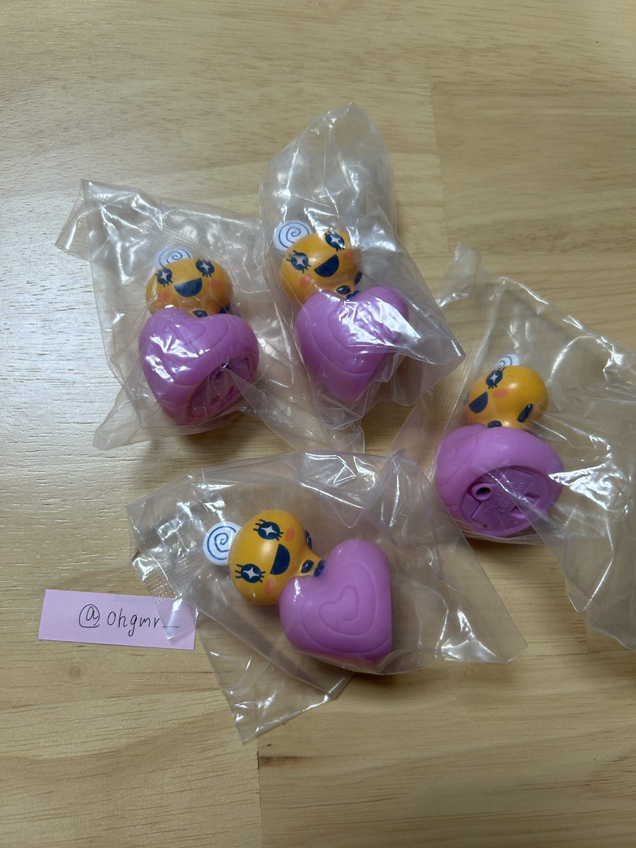 ohgmr_'s tweet photo. 【交換】たまごっち　ライトマスコット2

譲：めめっち

求：まるっち　又は　定価買取（400円）

郵送又は新宿手渡し希望です。
お心当たりのある方は、
お気軽にお声掛けください😊 https://t.co/ftnP93vw8m