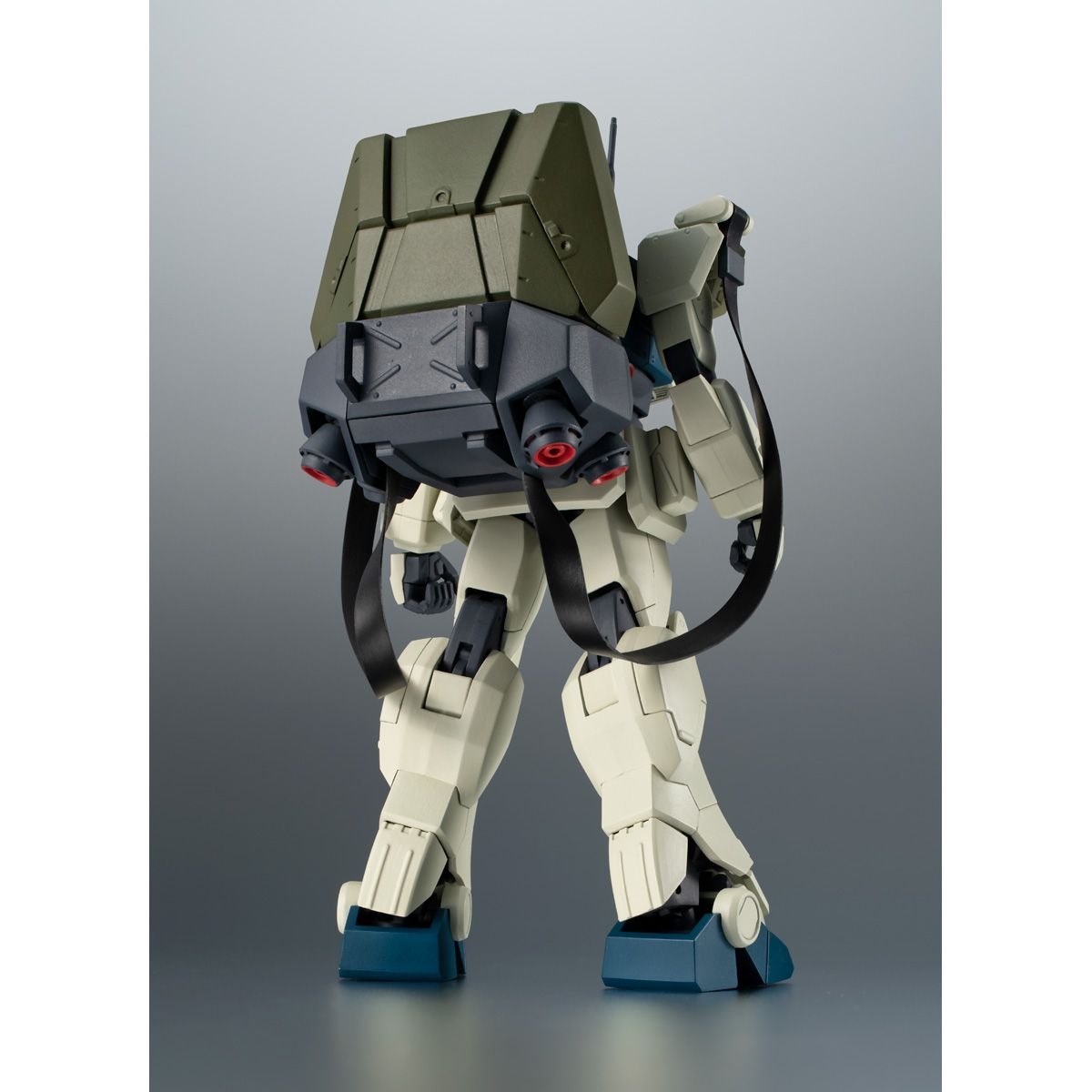 RedLadyJJ's tweet photo. @Smith1984Jo Probably because the Original Gundam didn't have a massive backpack of equipment and parachute to carry, and is a high performance model made of luna titanium alloy

The Ground Gundam and GM have the same thing, just smaller since they don't have the same equipment or armor https://t.co/hLolgMWkxz