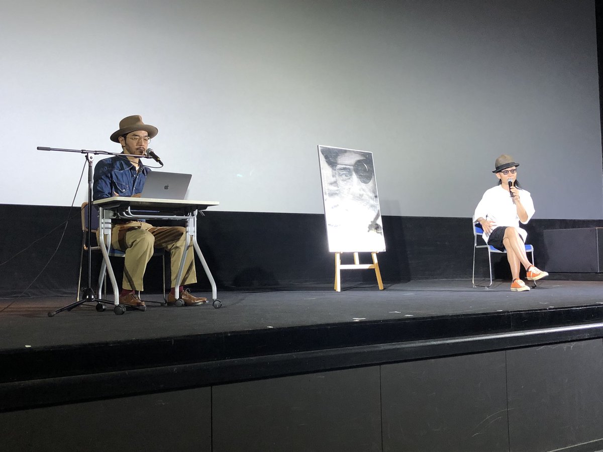 JB_piano_junkie's tweet photo. 映画『ジェイムズ・ブッカー』公開記念
トーク&amp;サイン会9️⃣

ブッカーの故郷ニューオーリンズのピアニストの歴史を曲をかけながら解説するナイスな企画👍

ロングヘア、ヒューイ・スミス、トゥーサン、ドーシー、Dr.ジョンの名曲が次々に披露されました

ミトンさん、YANCYさん、有難うございました⭐️ https://t.co/Gf5D2seZ1I