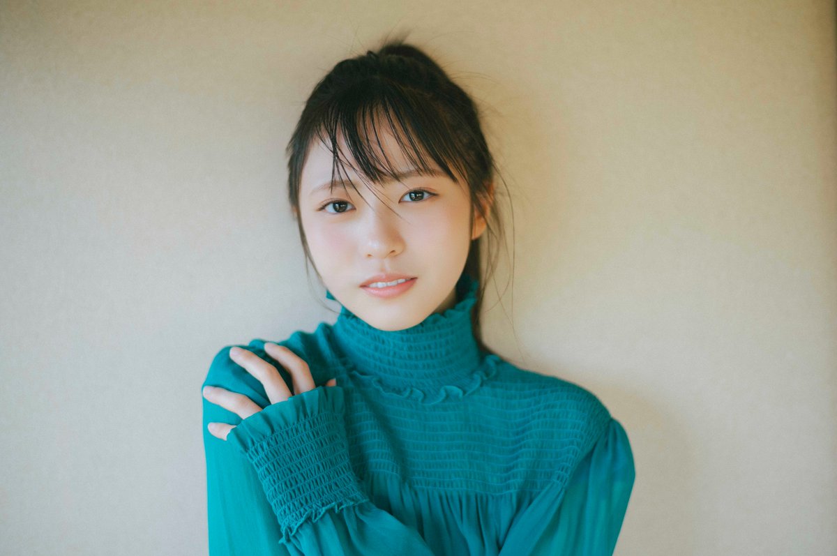 BLTTV's tweet photo. ++++++++++++++++++++++++
#BLT 7月号 アザーカット2⃣公開📸
++++++++++++++++++++++++

#日向坂46 #正源司陽子 さん🍫

ブルーの衣装は無邪気さを封印した
otona陽子さんでした🫣

📍ポストカード付きはコチラ
🔗https://t.co/lrdtqBGqqF

#日向坂46_Kindoflove https://t.co/2yeGpKd1q2