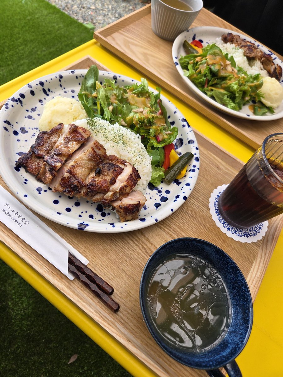 7ne5MlCX8j71Kyy's tweet photo. 千葉県 君津市 俵田 チェルキオ食堂😄
◆ジャークチキン定食
◆プリンとソフトドリンクセット
チェルキオプリンは甘さ控えめで大人の味～メチャ美味しかった💕
ジャークチキンも美味しかったけど～想像は超えて来なかったかな😅
前評判で期待値上げすぎたか https://t.co/4Cse9jZMfz