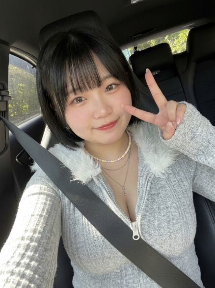 かほ tweet media