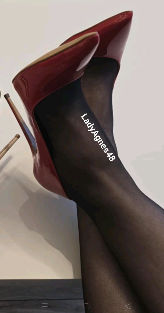 LadyAgnes48's tweet photo. Witajcie sługusy. Lubię być jak mamuśka dla uległego ,,synka,,

@rt_feet  @rtfindom @Slavedogmung https://t.co/5bWszzxmhR