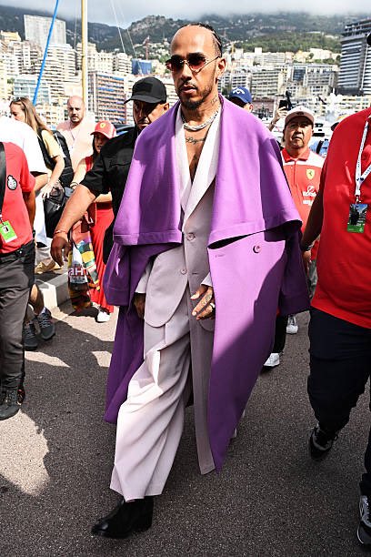 lhourchampion's tweet photo. Lewis is arriving at the paddock today 🔥🔥🔥 https://t.co/47DCDAlPRp