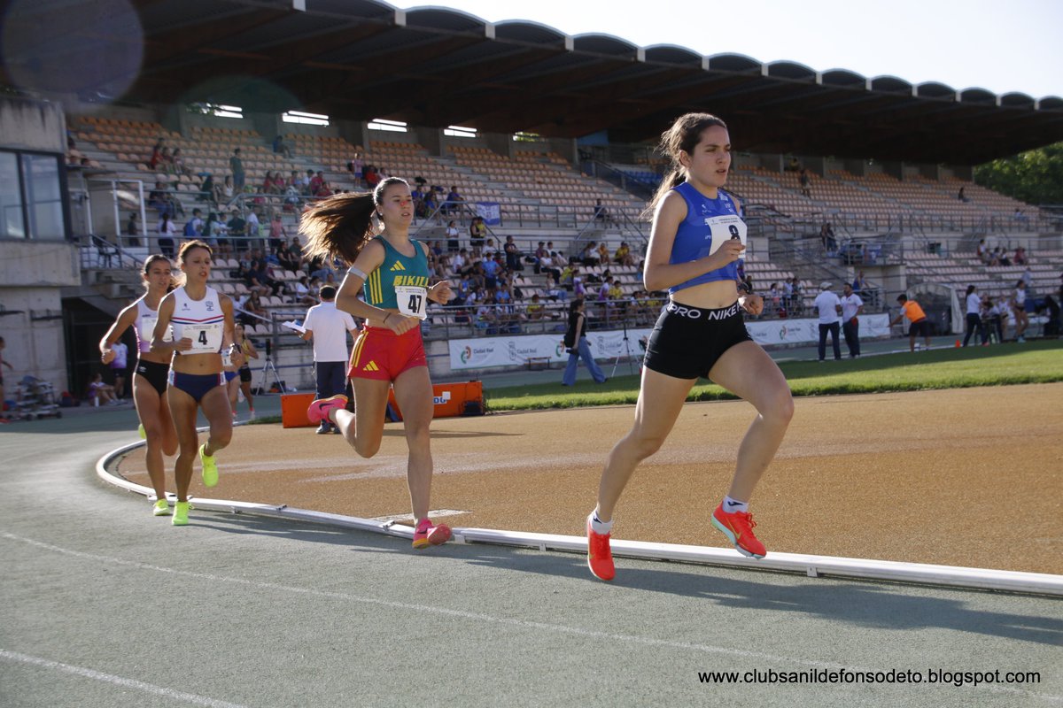 ATLSANILDEFONSO's tweet photo. MODESTO 6º PUESTO DEL EQUIPO FEMENINO DEL @SolissSeguros  @ATLSANILDEFONSO  EN EL REGIONAL DE CLUBES. 
LISTAS + 1.000 FOTOS SANILDE  DE LA COMPETICIÓN.
El C. Atl. Albacete revalidó el triunfo tanto en el equipo Femenino como en el Masculino. https://t.co/N4uBDOfqbn