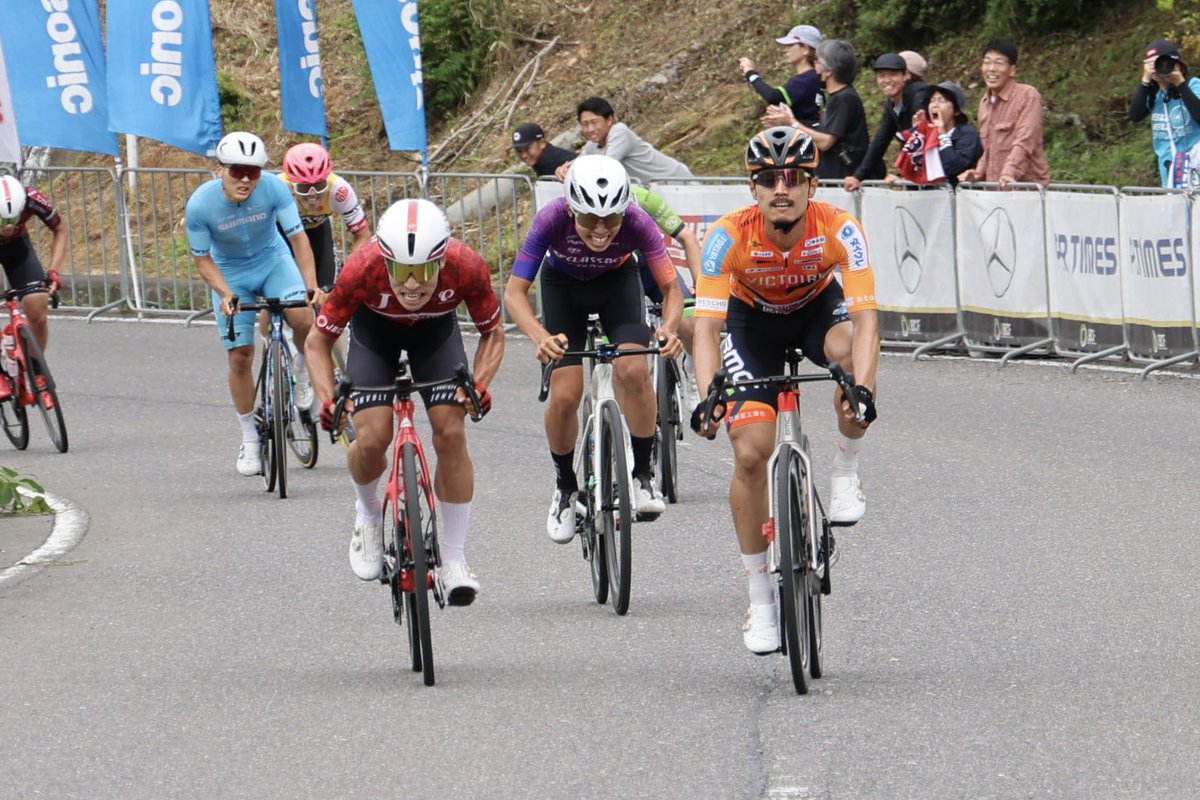 TMsworks's tweet photo. 速報！
Jプロツアー石川ロードレースで然新が3位！表彰台獲得🥉 https://t.co/wGCn3KbMsd
