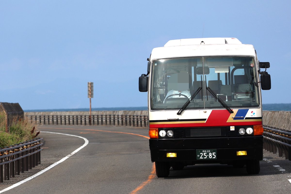 1052_500's tweet photo. しずてつジャストラインの2585号車の貸切の主催をさせて頂きました！
丸目4灯の特徴的な観光マスクのエアロスターMをたくさん堪能でき、とても満足です！
ご対応頂きましたしずてつジャストライン様、ありがとうございました！
#ワンロマで行く相良・御前崎の旅 https://t.co/LZnEP0kSwp