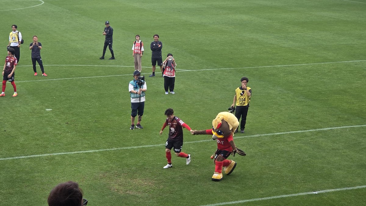Zweigen_ENG's tweet photo. It'll be sad to not see many faces in the squad next season.

- Dai
- Yamanoi
- Nagamine
- Ishihara
- Kojima

I wish them all the best in the future and thank them for everything they did for Kanazawa!

ありがとうございます！ https://t.co/s5TUsDLFxP