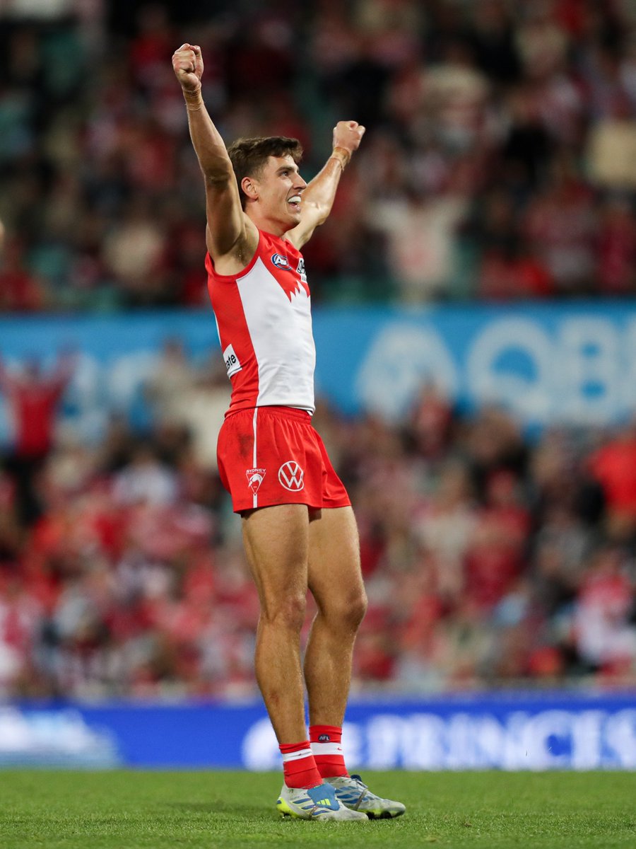 sydneyswans's tweet photo. Jai is HIM. 

#Bloods https://t.co/lM85PzYULA