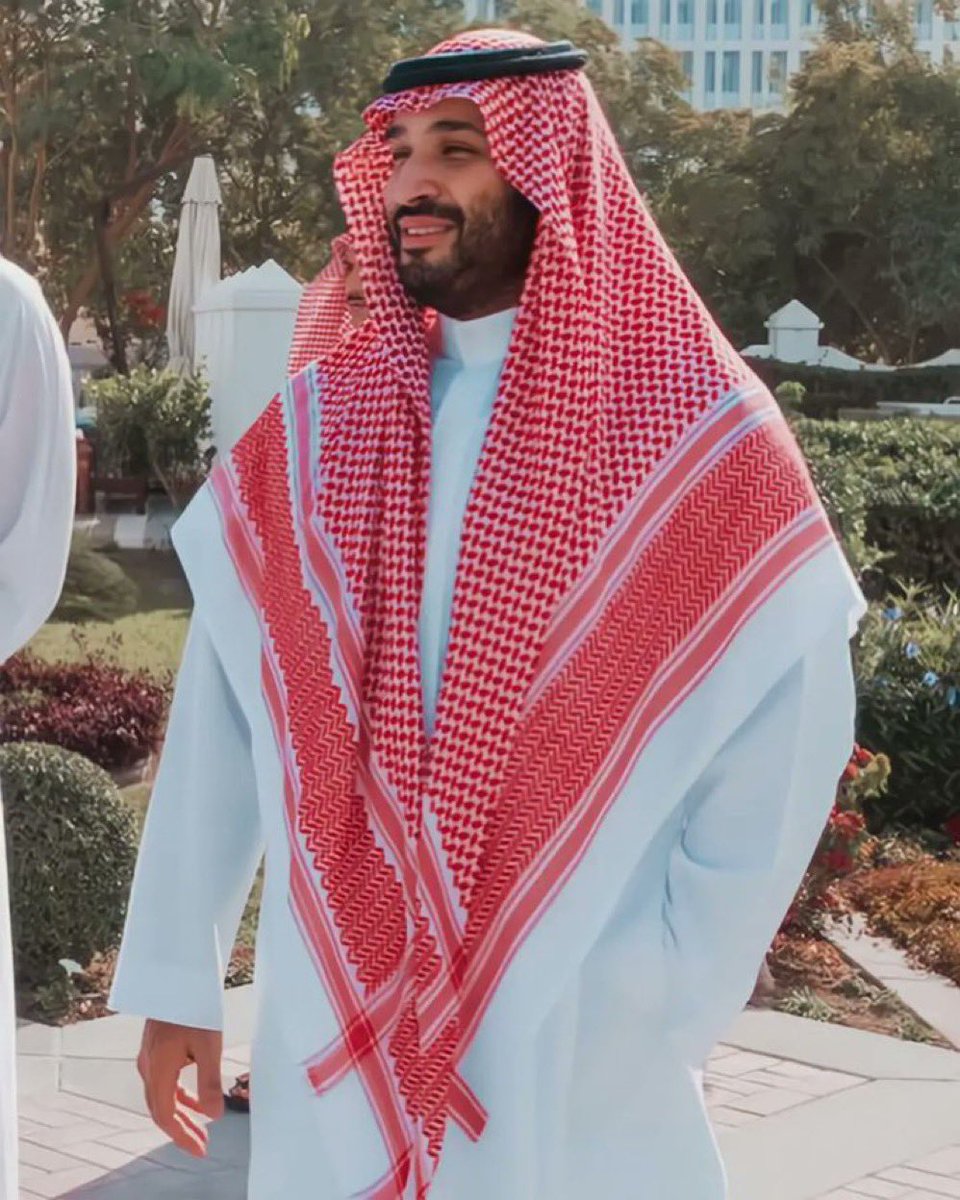 TRNP_0's tweet photo. والـلـه إنّـا فـي ذراه وفـي أمــانـه 
من صُدوف الوقت والدنيا وأهلها https://t.co/gfrtlNEHmv