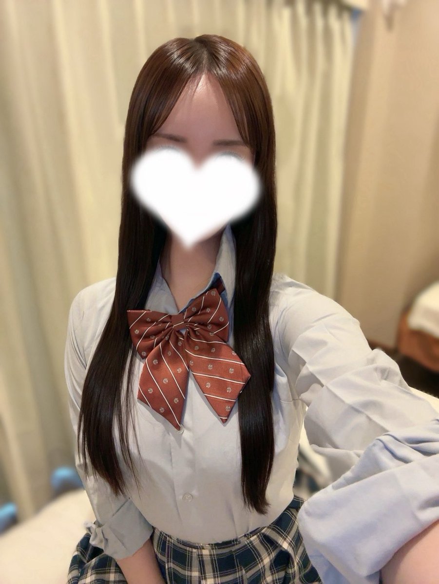 IldvaOSORo73551's tweet photo. 雨降ってる〜☔️
梅雨始まった？？ https://t.co/CcBPcmsfJF