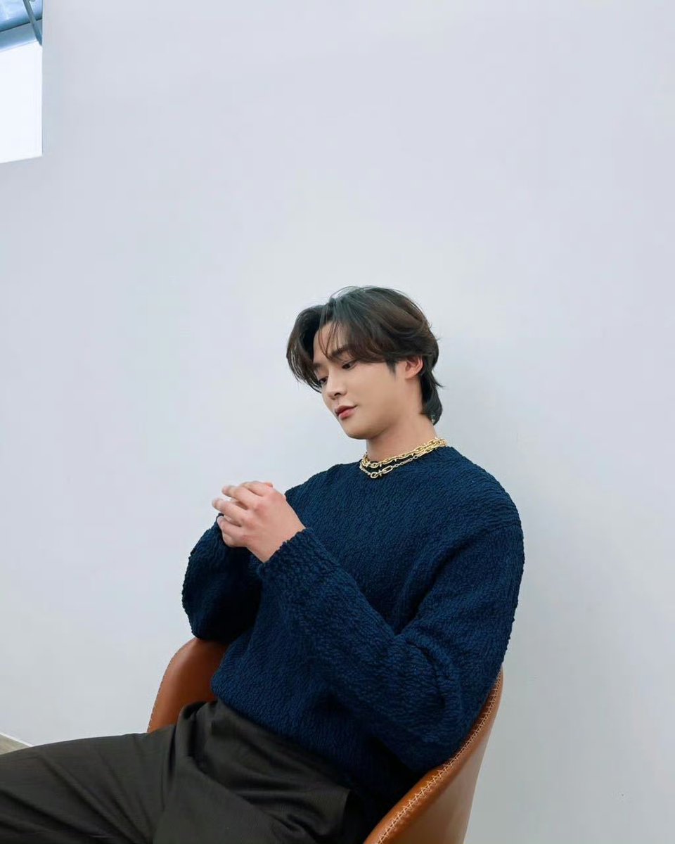 wping13's tweet photo. #로운 #ROWOON #ロウン #โรอุน #金路云 
D-323
240607 https://t.co/tZ0m2usd3c