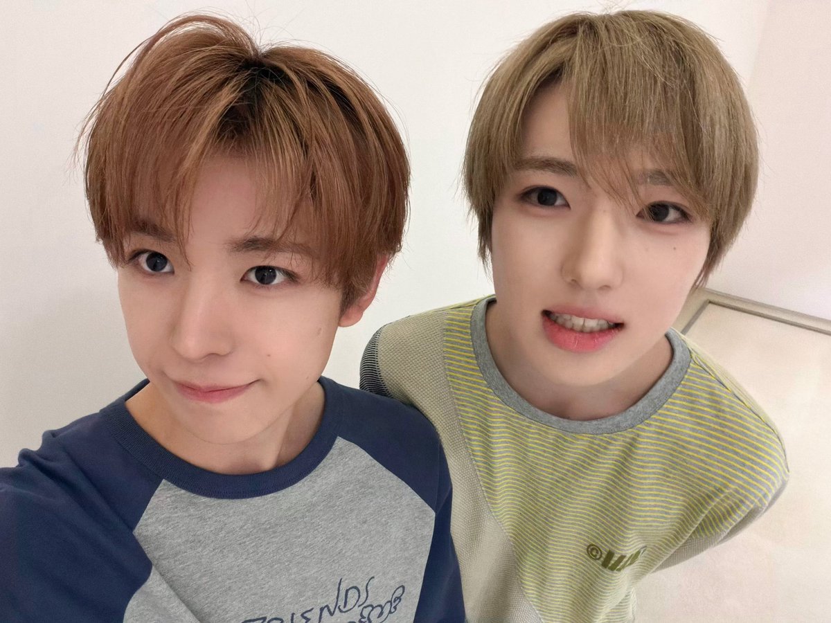 ushijz's tweet photo. 여자라면 치즈볼즈 https://t.co/Q0BmBqcyQk