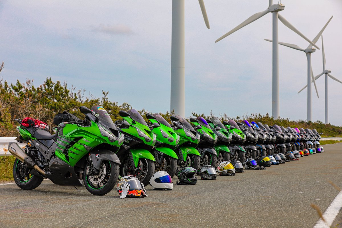 JUN_ZX14R2013SE's tweet photo. 昨日のミーティングの写真編集してみたけど、やっぱりイマイチな感じ😫
写真撮るのも、編集するのも上手くなりたい🥹
主催者様、幹事様、参加者の皆様、お疲れさまでした🙇🏻♂️
次回の開催も楽しみにしておきます😊
#ZX14R
#ZX14
#ZZR1400 https://t.co/x2d1lsxHi7