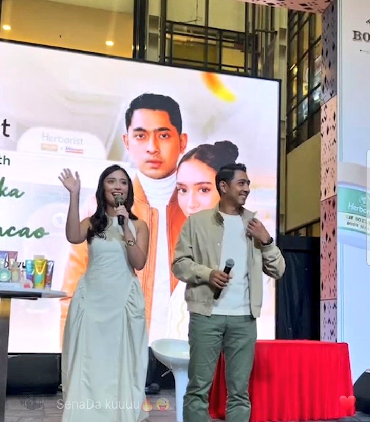 niceematchaa's tweet photo. Cakepppp 🫶🏻

#AryaSalokaXHerboristBeauty
#AshaAssuncaoWithHerboristBeauty https://t.co/c4wIBcKYjs
