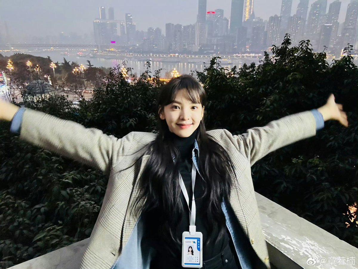ruonanpic's tweet photo. #ZhangRuonan #章若楠 https://t.co/fNMSnHIOcb