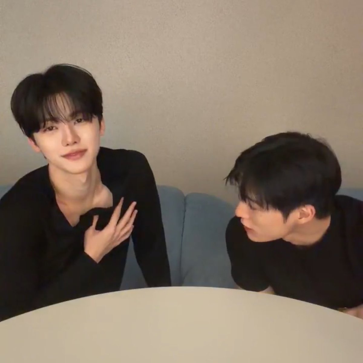 jenododo23's tweet photo. okay… https://t.co/eebNZylKCm