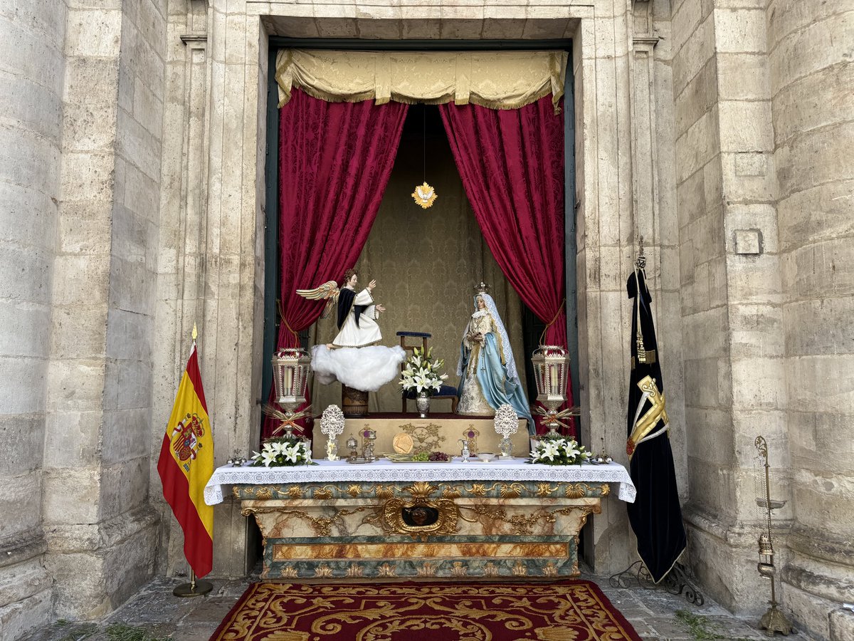 angustiasva's tweet photo. Altar CORPUS CHRISTI.

#AngustiasValladolid #CorpusChristi https://t.co/BAaf1AirRG