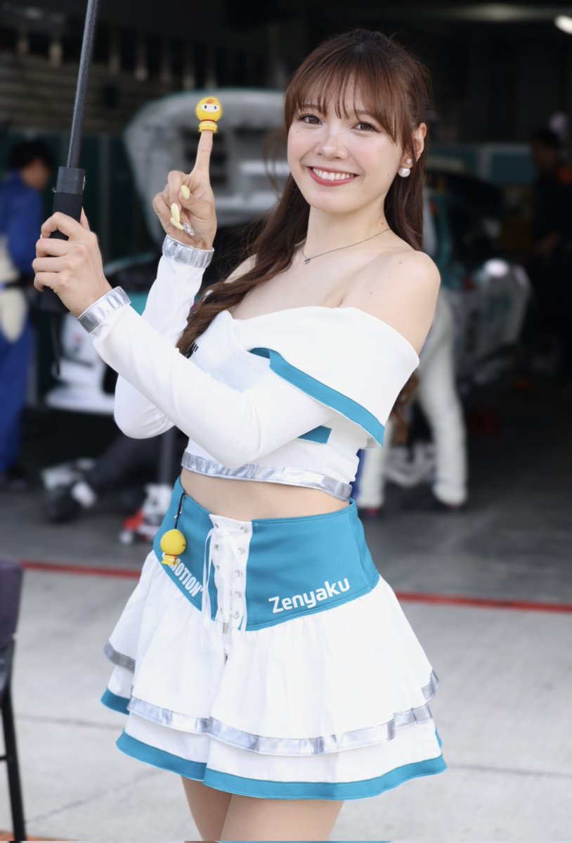 mk0327sayu's tweet photo. #S耐 
#富士24時間
#Fuji24h 
#ジーモーション
#GMOTION
#レースアンバサダー 
#くるみ さん(@_kurumin0806_)
#くるみん https://t.co/ljIlQsGGPo