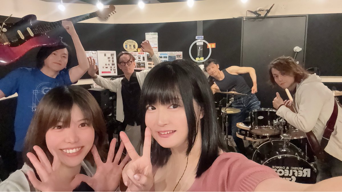 Yayoi55_bot's tweet photo. #もぎゅキューレ

スタジオでした✌️
9月26日(土)ライブ予定です
詳細決まったらまたお知らせします

ここにあっぴーとまっぴーも入るよ🫶 https://t.co/GCEKs7mLY6
