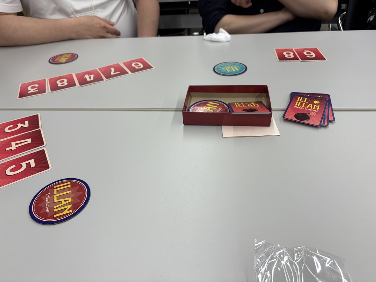 eibe's tweet photo. ゆるドミ会でした🧩
初めてのゲームもいくつか遊べました、写真2枚目のニゴイチが特に気に入りました👍 https://t.co/ottdIB5MHi