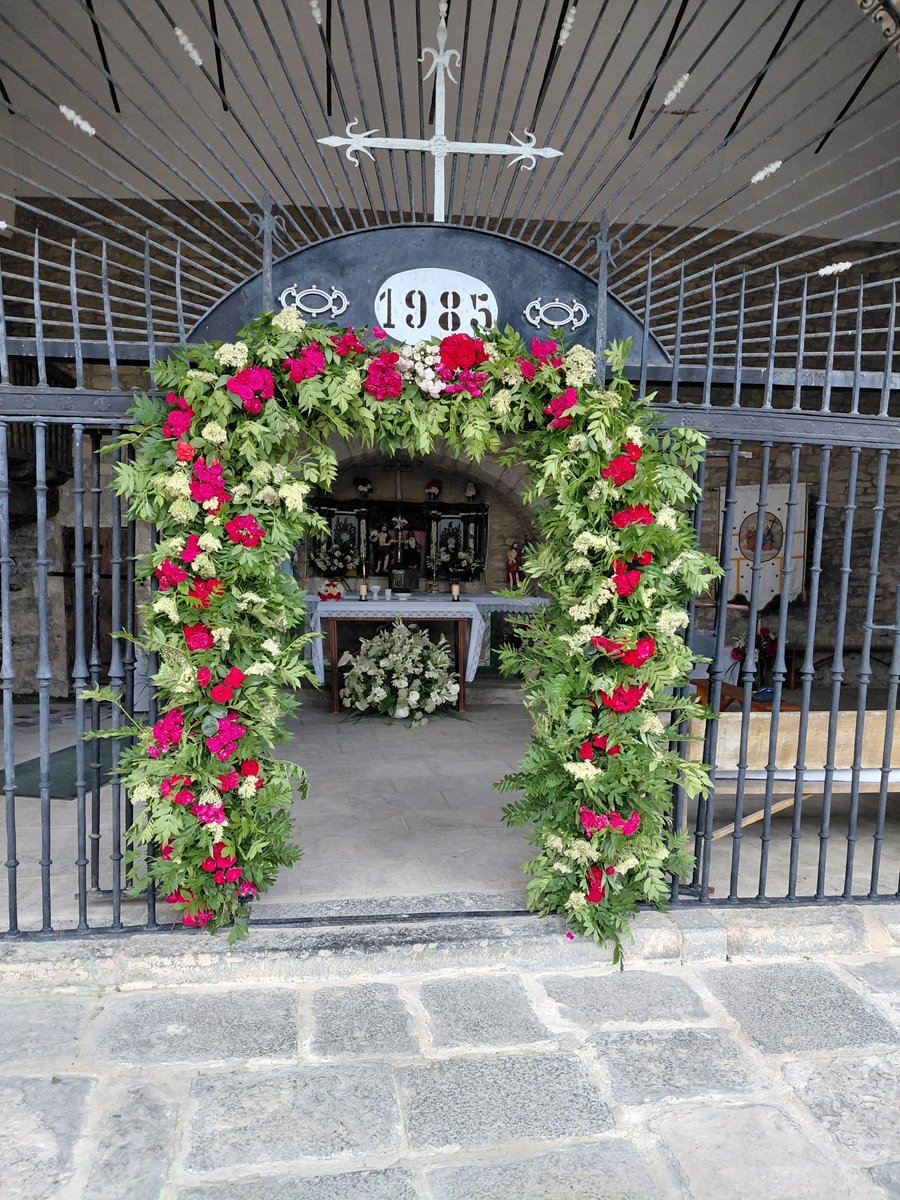 AcoaAke's tweet photo. 🌿 Romería de la Trinidad 🌹 Trinitatearen erromeria
@Kuartango_Udala @AnanakoKuadrila #Araba #Alava https://t.co/4OGi0dHmaO