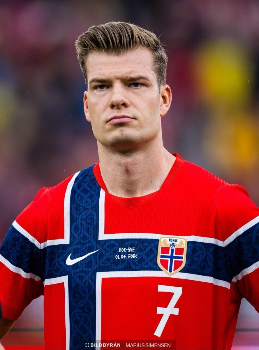 leon_cazo's tweet photo. Juventus en conversaciones con Atlético Madrid por Alexander Sørloth, ambos clubes estan en contacto directo para llegar al acuerdo por el atacante noruego quien ha dado su disponibilidad para sumarse al club de Turín dice Sky Sports.🇮🇹🚨
LET'S GO @FabrizioRomano https://t.co/4ZUywUvDCr