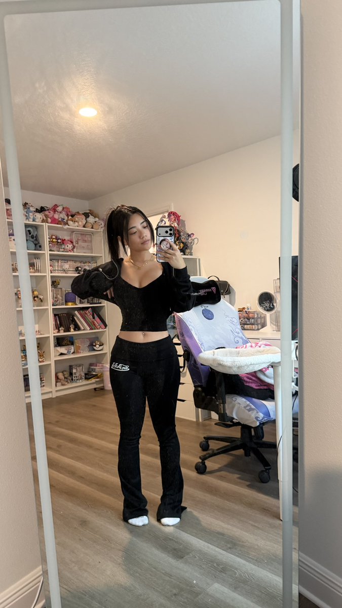 Joy Mei tweet media